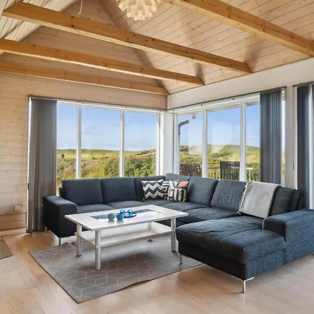 Laekkert Hus I Forste Raekke Med Klitudsigt Sj1001 *